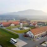 Masarykov Dvor 3*