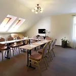 Masarykov Dvor Hotel Pstrusa