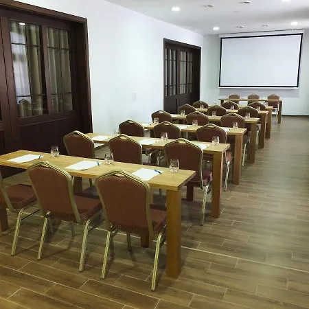 Masarykov Dvor Hotel Pstrusa