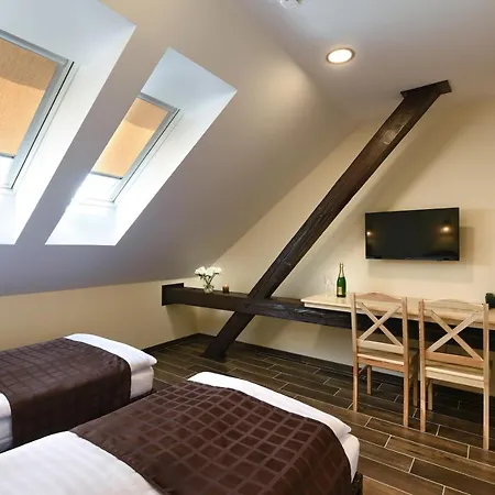 Отель Masarykov Dvor Pstrusa