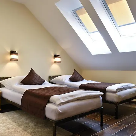 Masarykov Dvor Otel Pstrusa