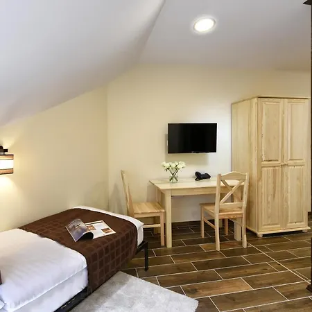 Hotel Masarykov Dvor Pstrusa