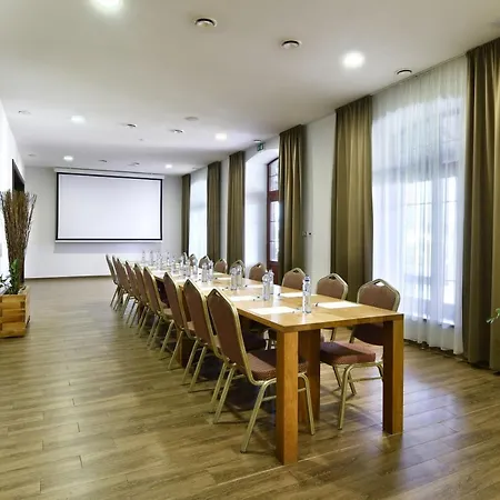 Hotel Masarykov Dvor Pstrusa