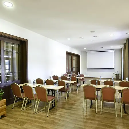 فندق Masarykov Dvor 3*