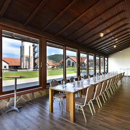 Masarykov Dvor Otel 3*