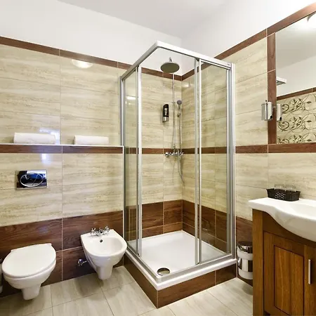 Masarykov Dvor 3*