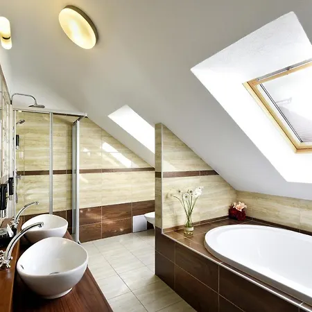 Masarykov Dvor 3* Pstrusa