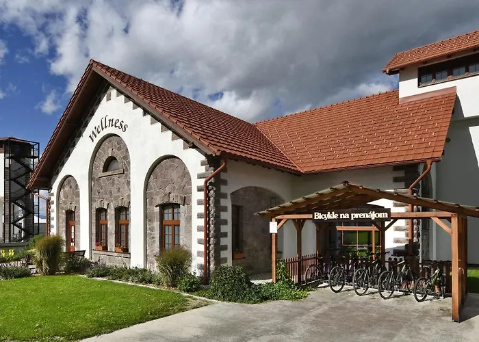 Masarykov Dvor 3* Pstrusa